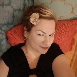 Meet your Posher, Ariane